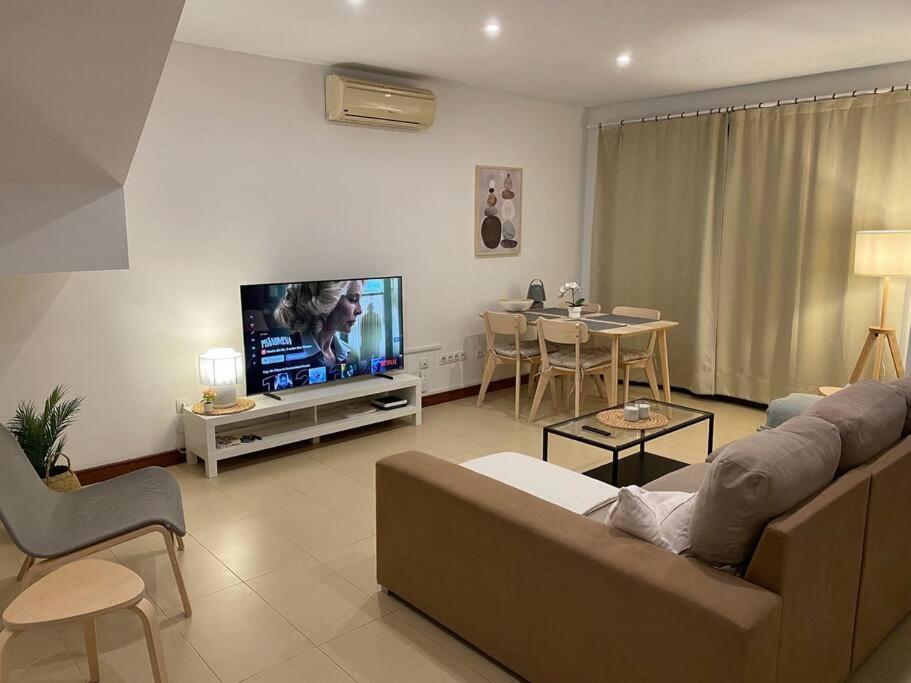 Casa Marla Mit 3 Schlafzimmern Und 2 Badezimmern Puerto Calero Kültér fotó