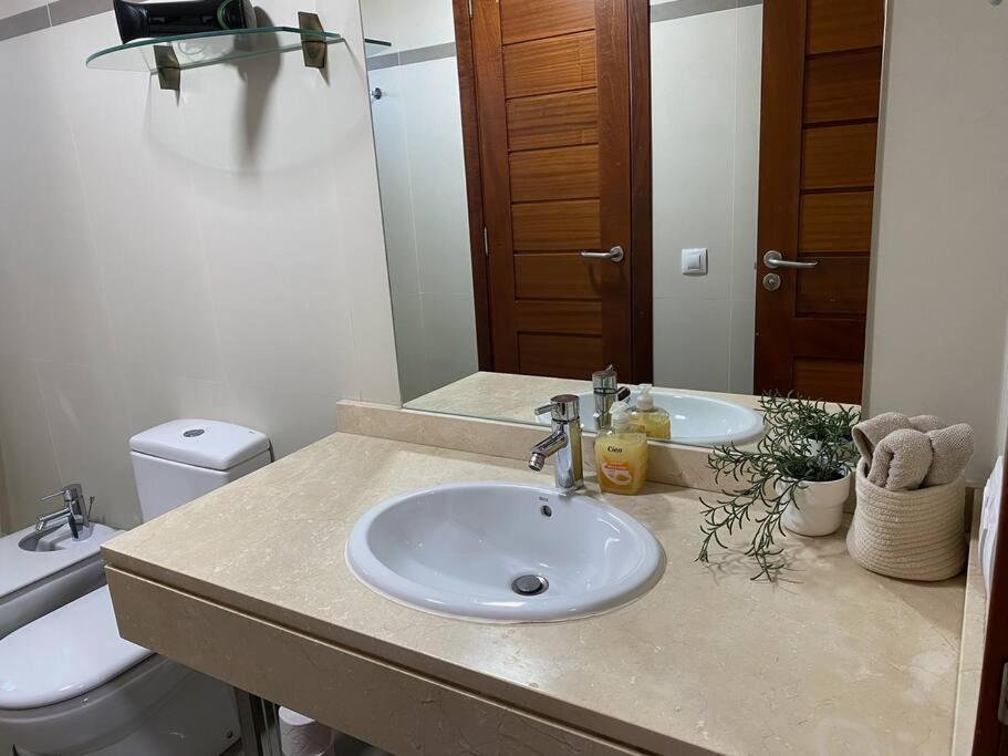 Casa Marla Mit 3 Schlafzimmern Und 2 Badezimmern Puerto Calero Kültér fotó
